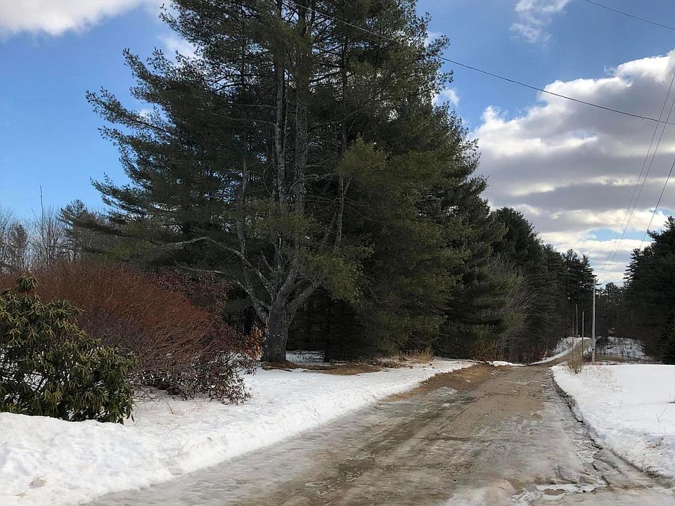 2nd image of 207B North Gorham Road