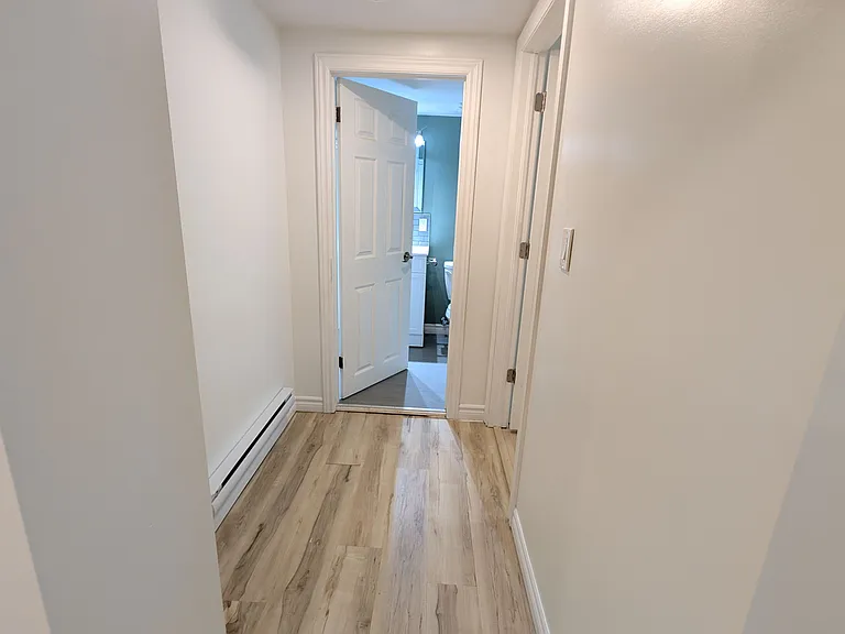 102 Kensington St #LOWER — Photo 8