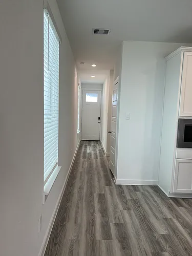 2914 Concord Village Way Photo 1