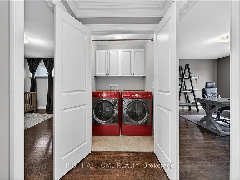 91B Evans Ave — Photo 24