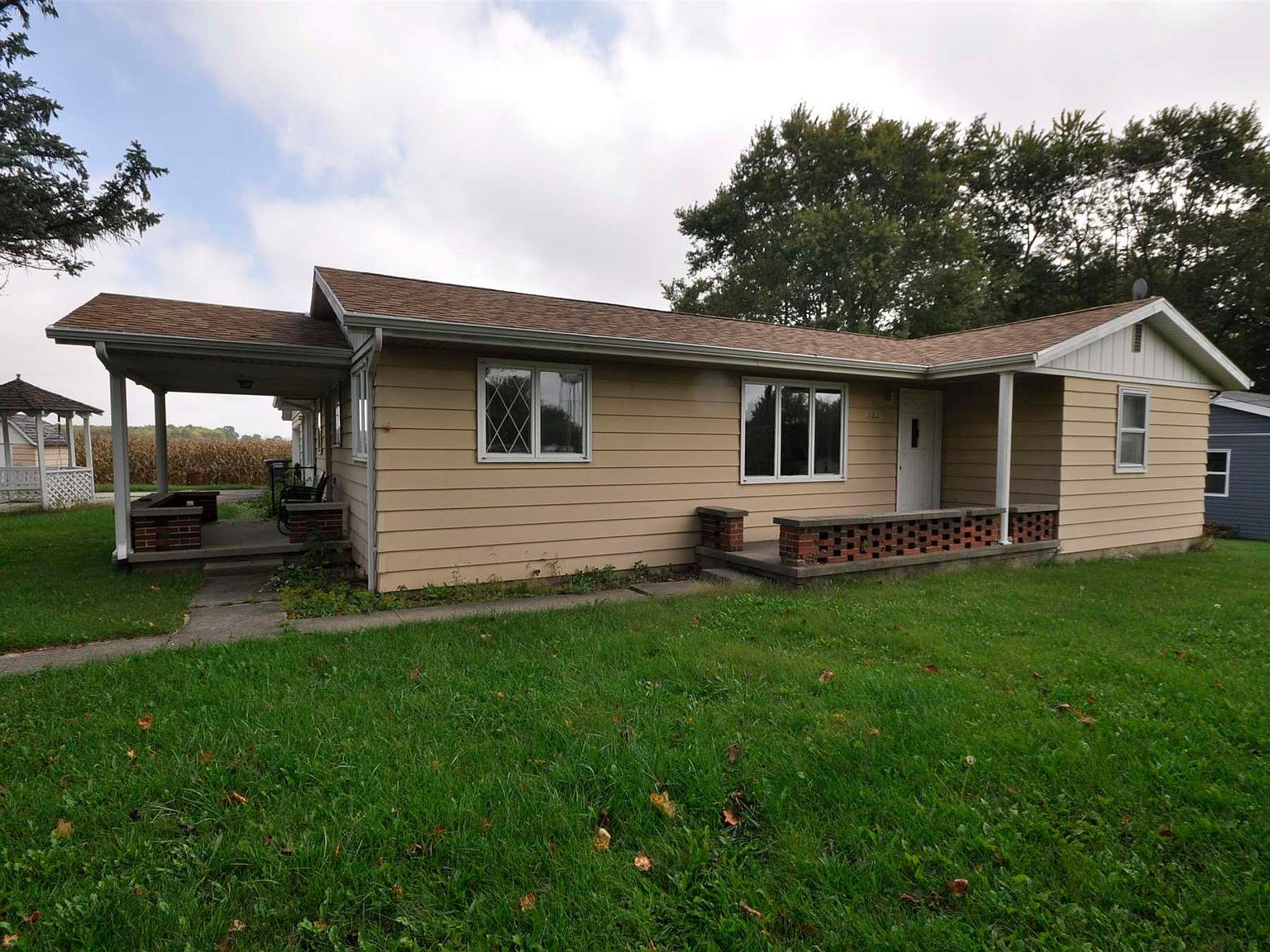 103 N Charles St, Parker City, IN 47368 Zillow