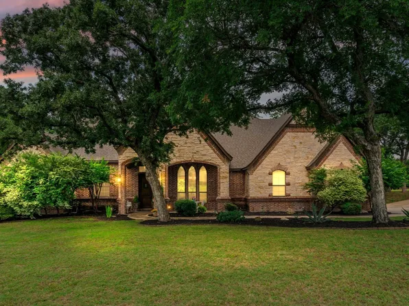 4421 La Cantera Ct, Fort Worth, TX 76108