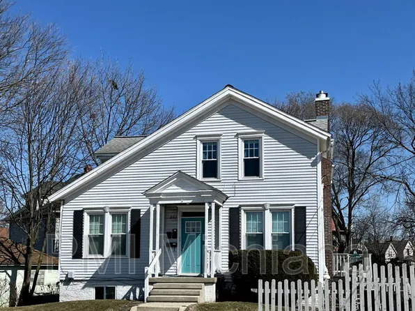 232 La Porte Ave APT A, South Bend, IN 46601