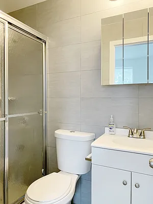 Rented by Compass | media 18