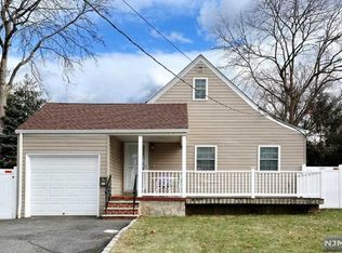 75 Windsor Dr, Dumont, NJ 07628