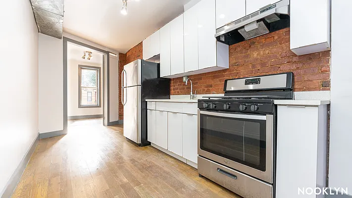 Rented by Nooklyn NYC LLC | media 1