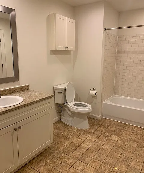 2130 Arch Street — Photo 29