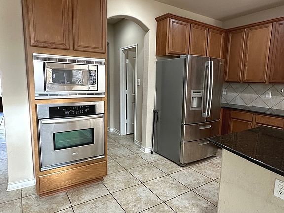 4th image of 2906 ELM TREE PARK