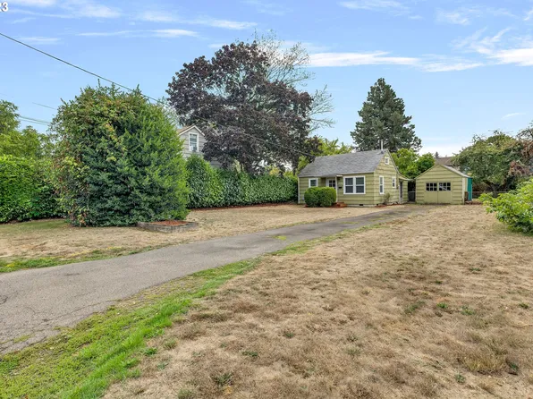 4250 NE Going St, Portland, OR 97218