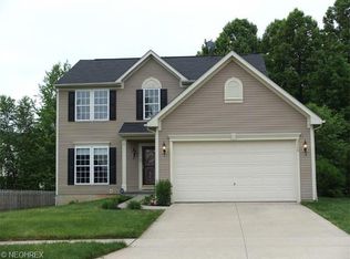 3326 Alderglen St NW, North Canton, OH 44720