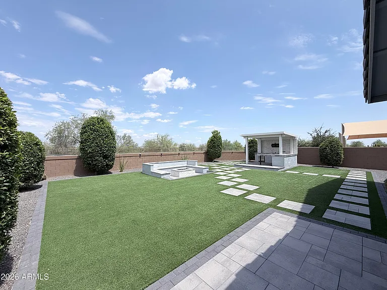 25509 N 140th Dr — Photo 27