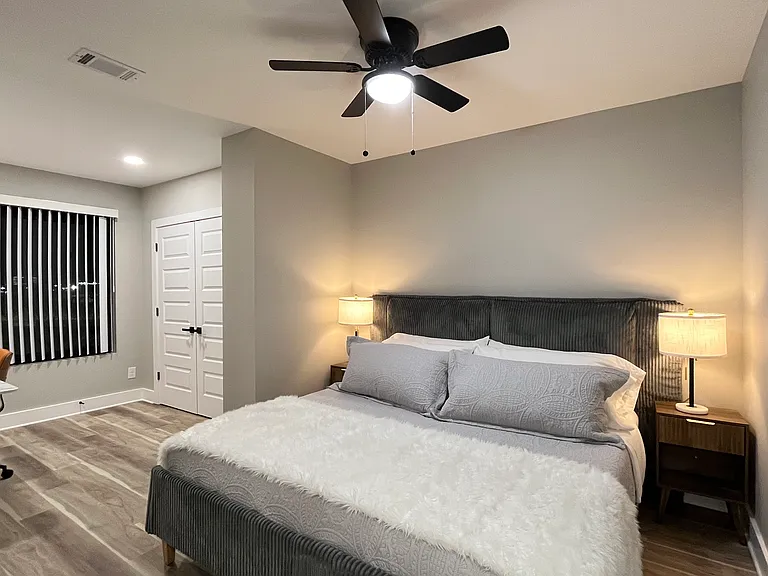 The Tucker Luxury Apartments — Photo 28