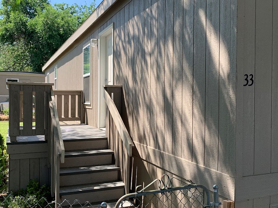1st image of 813 Hostetler Way W