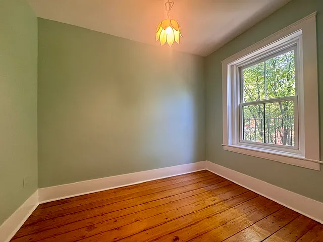 42 Chestnut St — Photo 1
