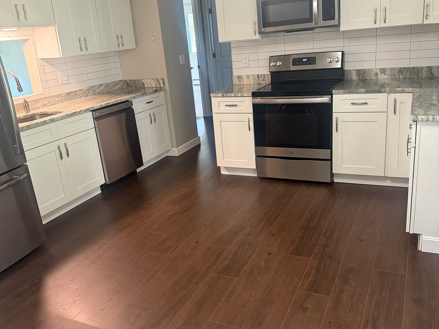 2 Jacob Ave — Photo 3