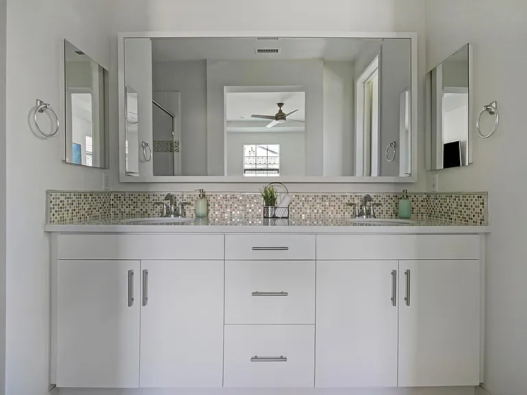 4311 Pacifica Way #1 — Photo 18