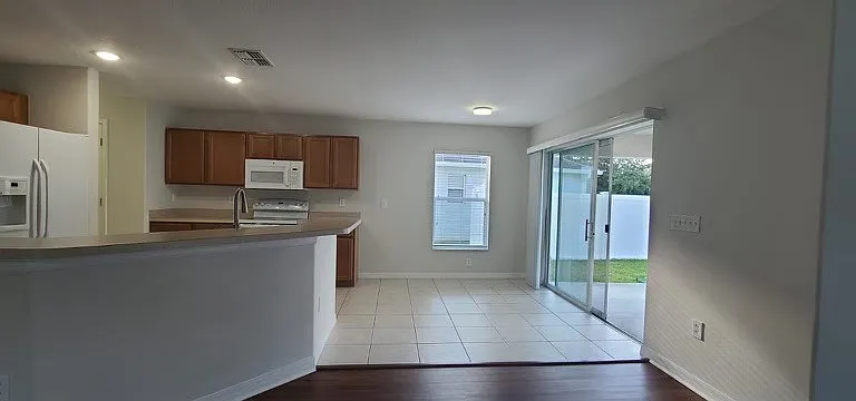 3323 Whitley Bay Ct — Photo 11