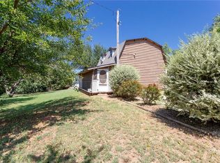 21300 E 7th St, Hinton, OK 73047