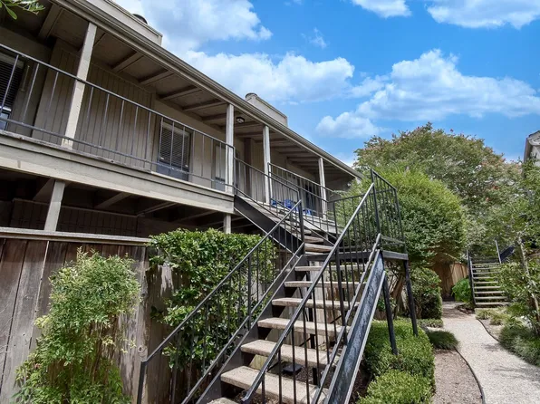 5711 Sugar Hill Dr APT 28, Houston, TX 77057