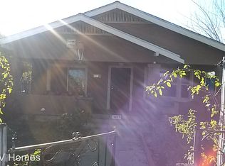 2860 E Clay Ave, Fresno, CA 93701