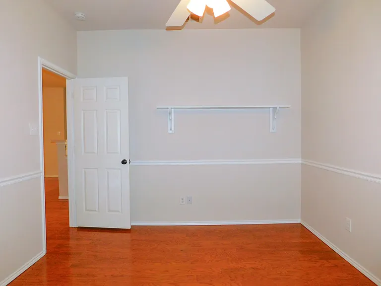 7917 Seven Oaks Ln — Photo 23
