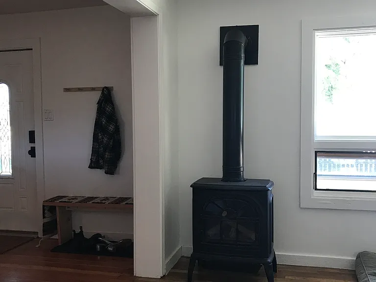 140 E Birch St — Photo 11