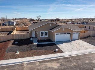 1330 Serenity Cir, Fernley, NV 89408