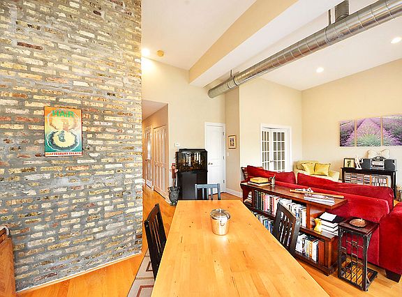 2nd image of 1217 W Sunnyside Ave APT 3