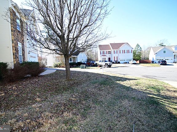 4th image of 20860 Woodland Ct
