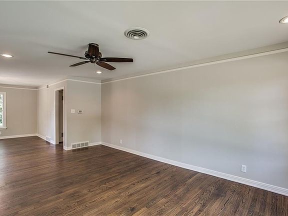 5th image of 4313 Norwich Dr