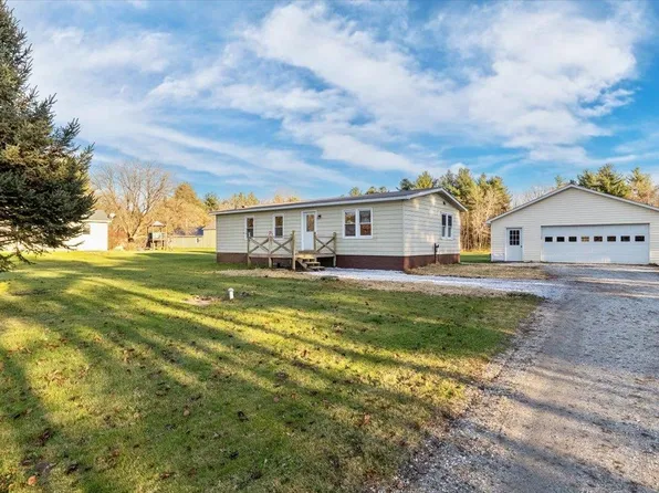 2196 VT Route 78, Highgate, VT 05459