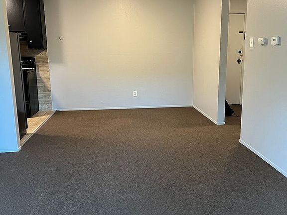 4th image of 595 Clarinada Ave APT 4