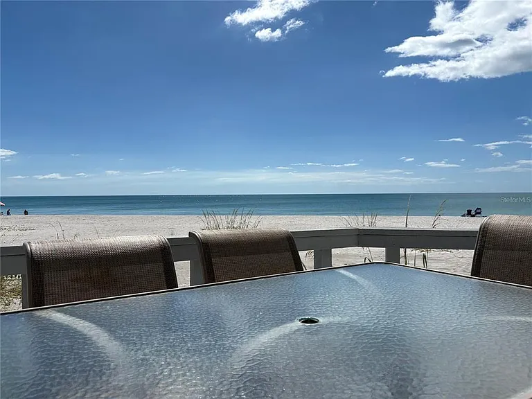 2823 Gulf Of Mexico Dr — Photo 13