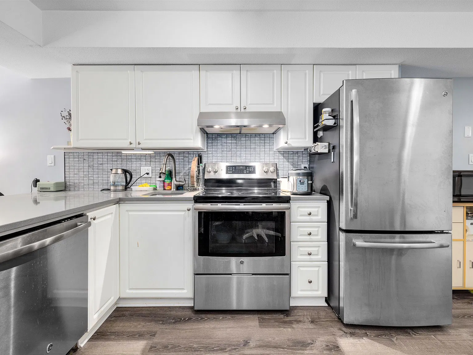 Studio, 460 sqft, $1,750 — Photo 1