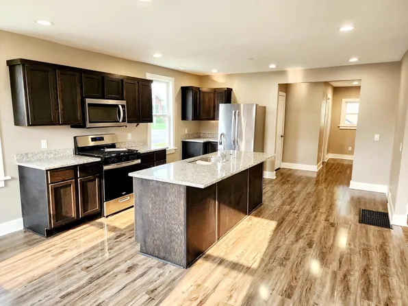 301 South 6th STREET, Watertown, WI 53094