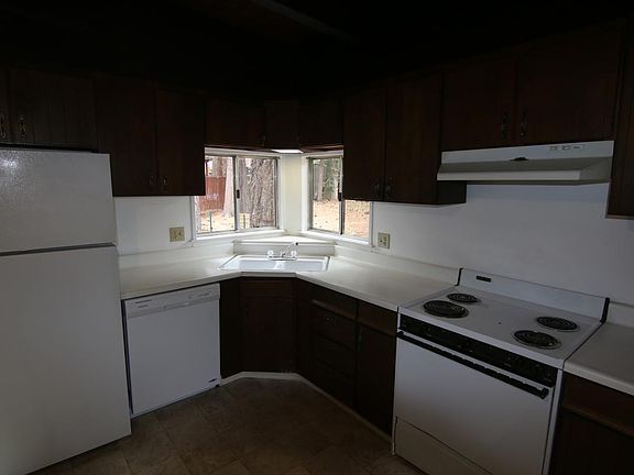 5th image of 2232 Tahoe Vista Dr