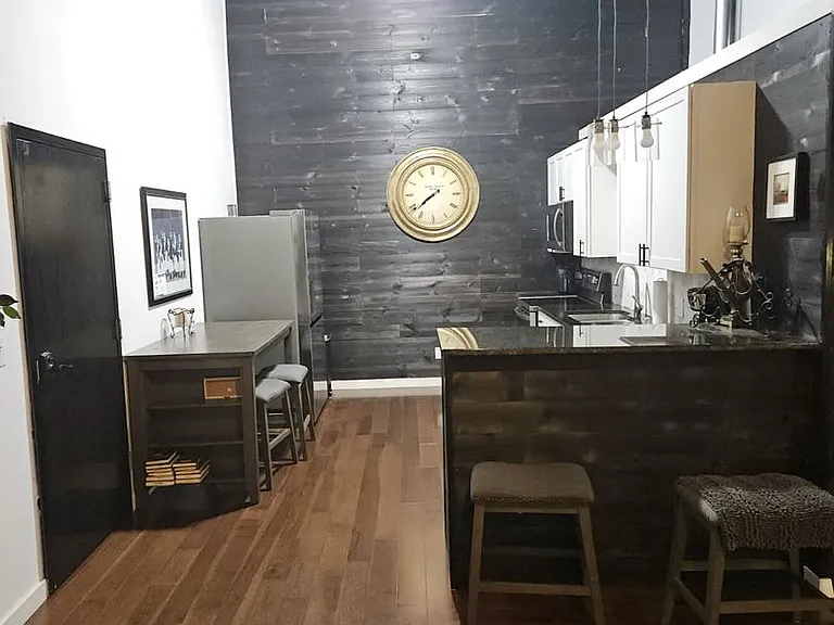 816 Goode St #302 — Photo 13