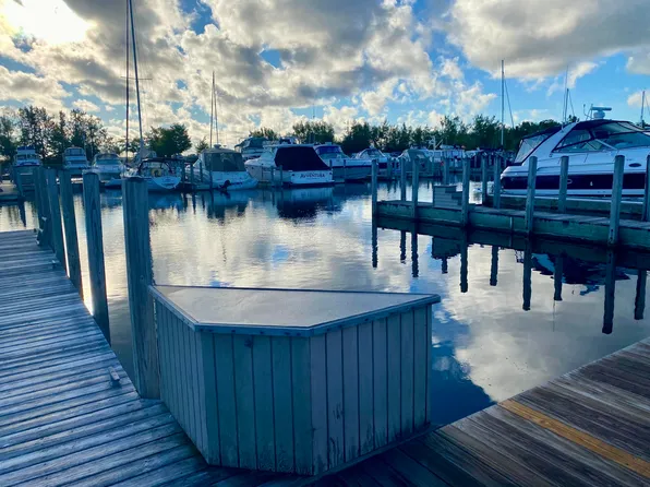 207 Boat Club Dr, Cheboygan, MI 49721