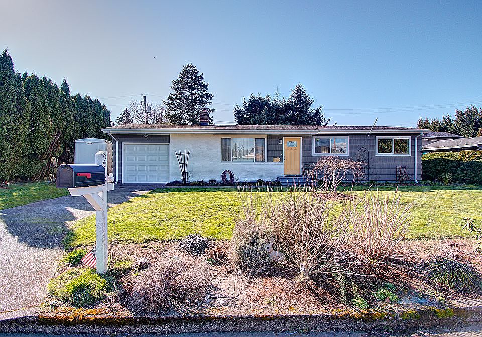 1st image of 212 NE 88th Ave