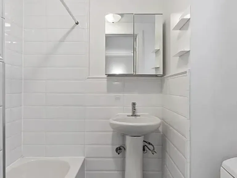 15 W 55th St #3B — Photo 14