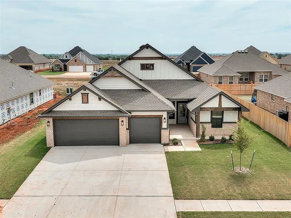 1232 Tawny Hills Rd