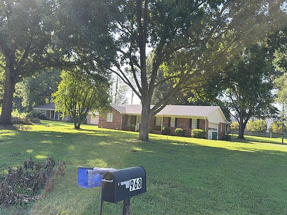 2nd image of 968 Rushmeade Rd
