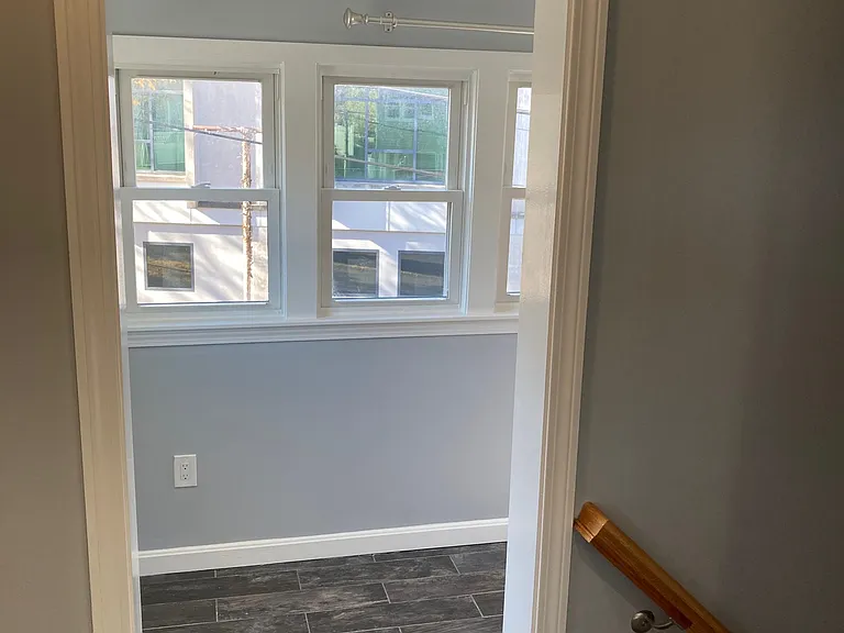 16 Aberdeen Ave #16 — Photo 16