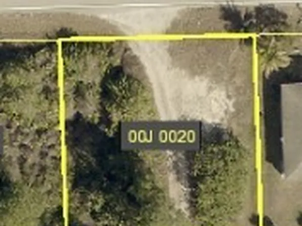 14/16 E 12th St, Lehigh Acres, FL 33972