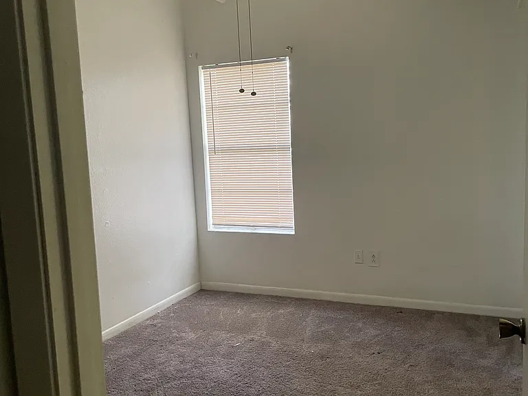 800 Fox Run Ave #4 — Photo 10