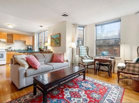 199 Marlborough St, Boston, MA
