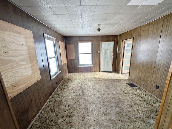 2nd image of 1718 McCasland Ave