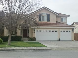 1020 Hickory Ct, Hollister, CA 95023