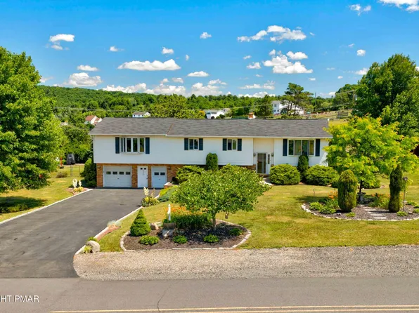 3520 Sunset Cir, Kunkletown, PA 18058