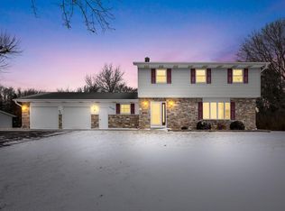 6288 County Rd S, Hartford, WI 53027